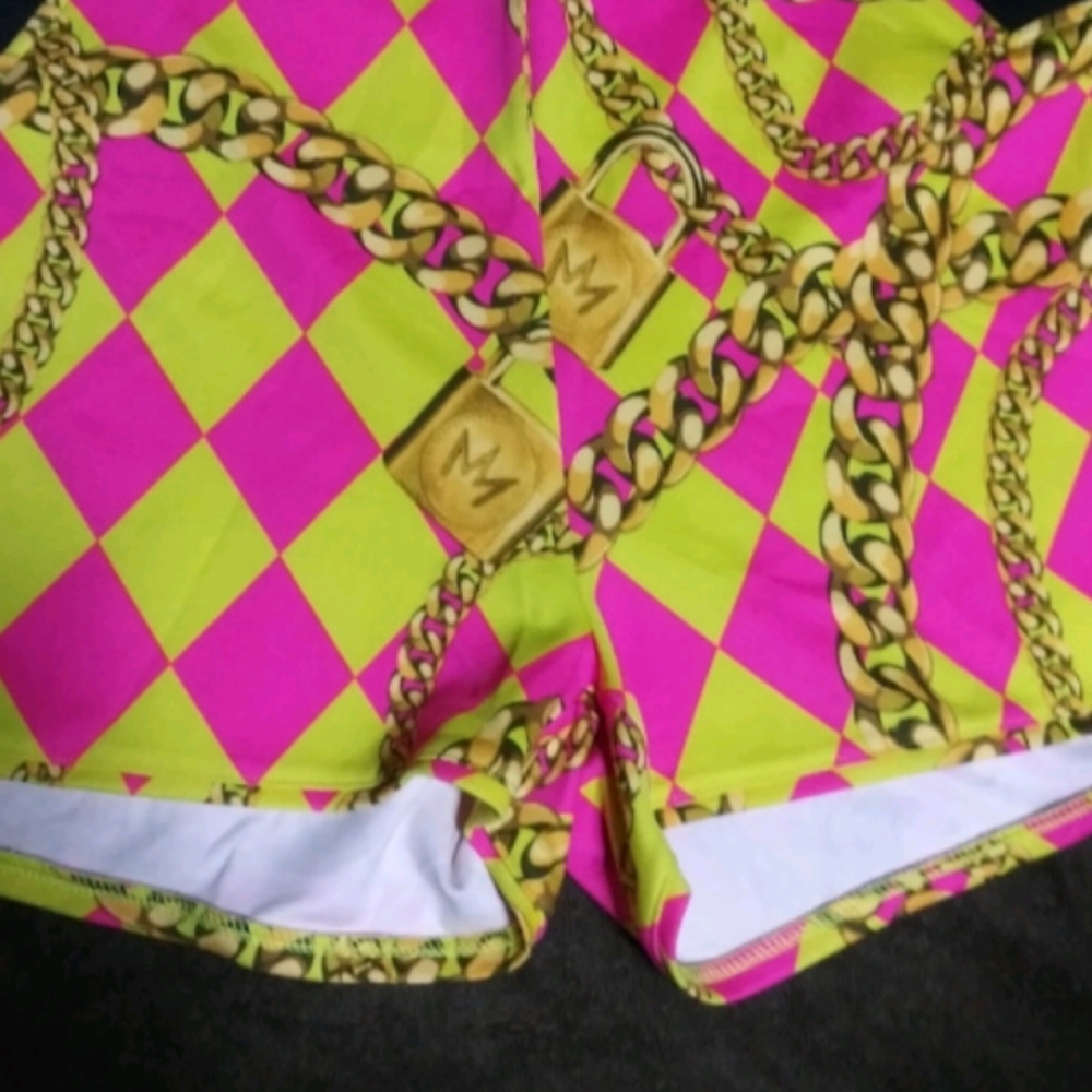 Brand new Nicki Minaj clothing - Picture 5 of 16